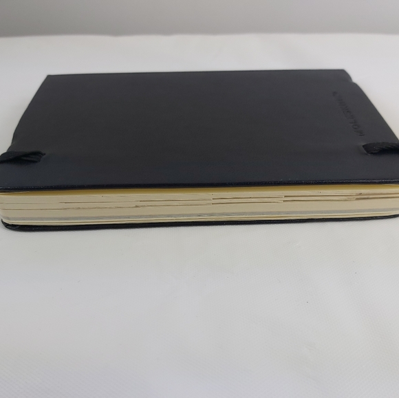 - 2 Moleskine black leather Paris Chicago notebook - Picture 5 of 16